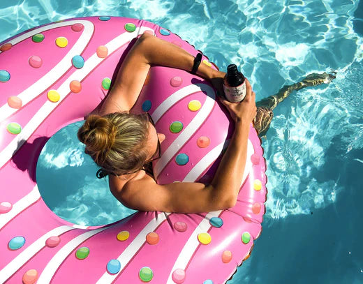 Healthy tips and snacks to take to the beach or pool.