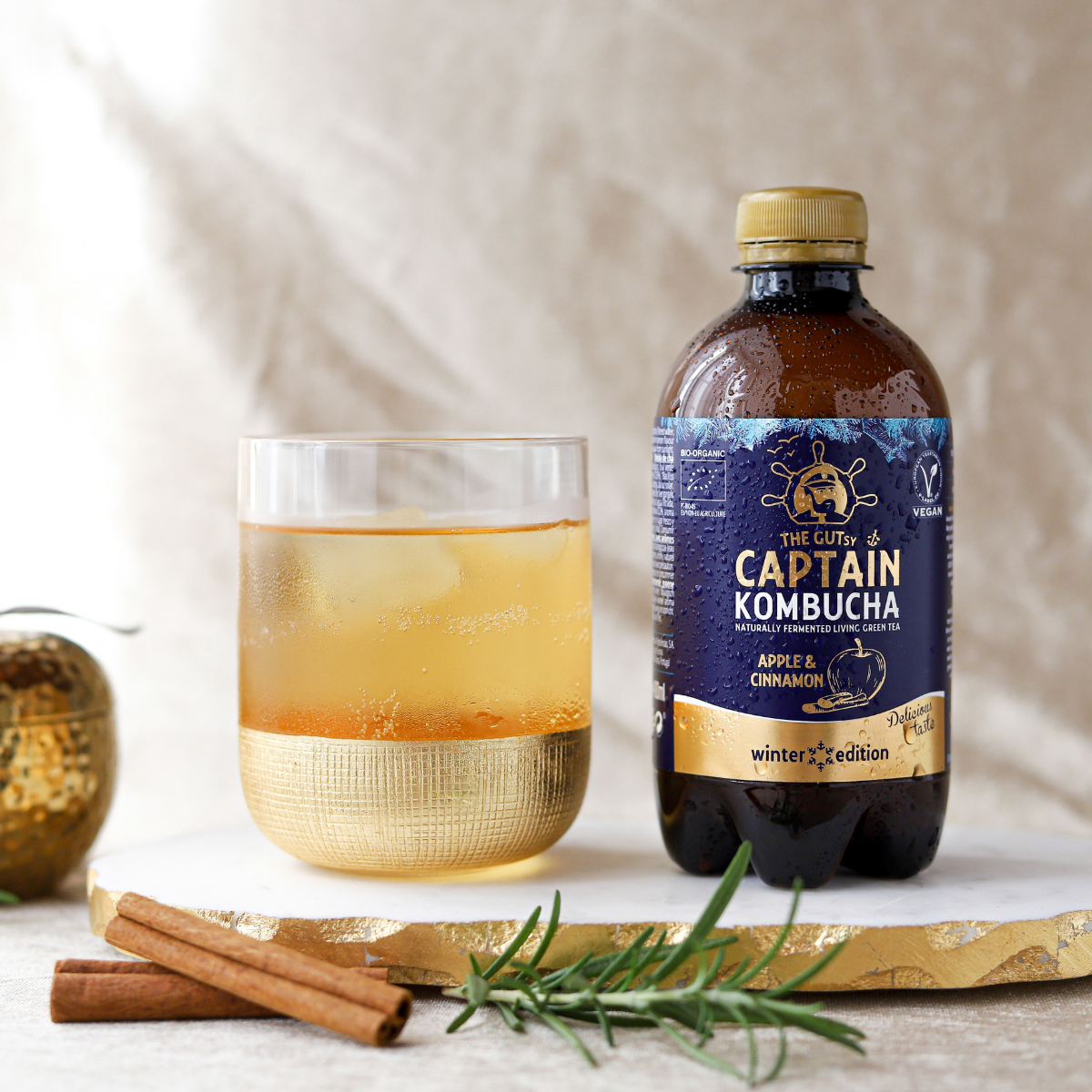 GUTsy Captain Kombucha - Jablko a Škorica - 12 x 400ml